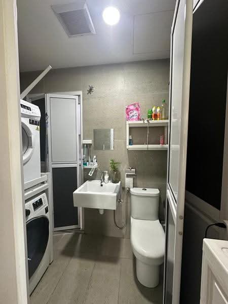Service Residence for Rent at Kenwingston Square Garden - Kim Chan - Bathroom - PropertyGuru.com.my