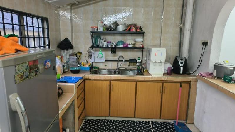 1-storey Terraced House for Sale in Kepong (Kuala Lumpur) - Mr Jeff Low - Kitchen - PropertyGuru.com.my