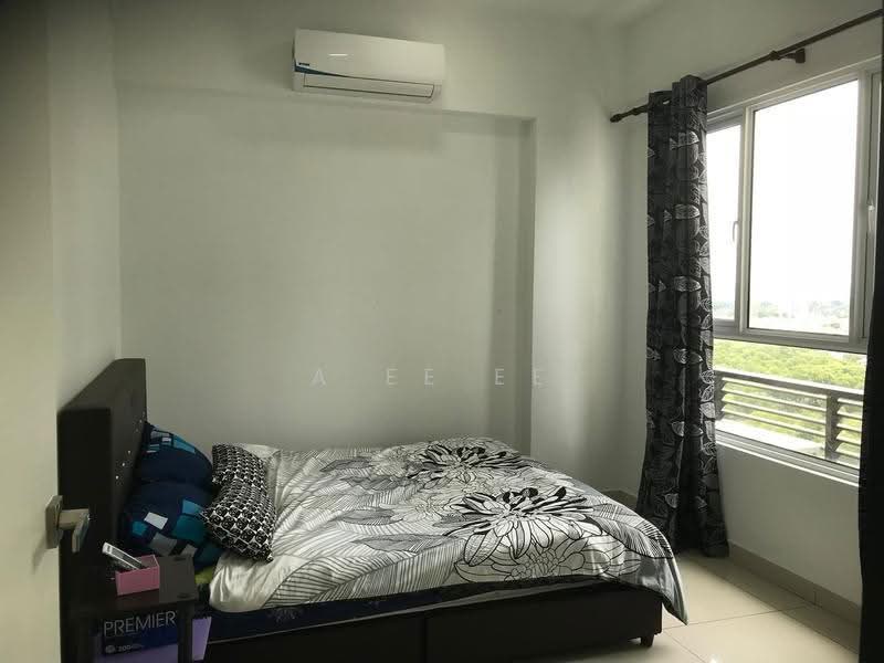 Condominium for Rent at Tropicana Bay Residences - A Ee Ee - Bedroom - PropertyGuru.com.my