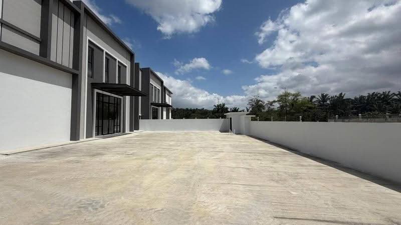 Factory for Rent in Eco Business Park 1 (Johor Bahru) - Anson Chua - Exterior - PropertyGuru.com.my
