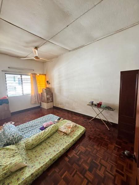 Rumah Teres 2-Tingkat untuk Dijual di Jelutong (Penang) - Stephanie Lim - Bedroom - PropertyGuru.com.my