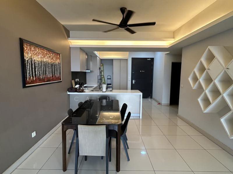 Service Residence for Sale at Suasana Bukit Ceylon / Raja Chulan Residences - Cathrine Lin - Kitchen - PropertyGuru.com.my