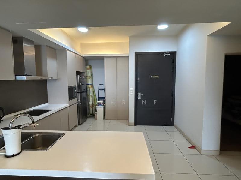 Service Residence for Sale at Suasana Bukit Ceylon / Raja Chulan Residences - Cathrine Lin - Kitchen - PropertyGuru.com.my