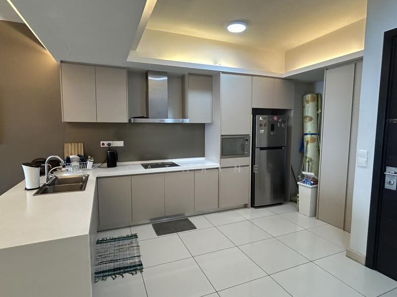 Service Residence for Sale at Suasana Bukit Ceylon / Raja Chulan Residences - Cathrine Lin - Kitchen - PropertyGuru.com.my