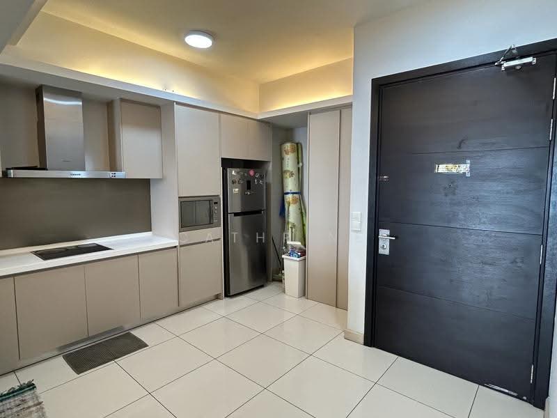 Service Residence for Sale at Suasana Bukit Ceylon / Raja Chulan Residences - Cathrine Lin - Kitchen - PropertyGuru.com.my