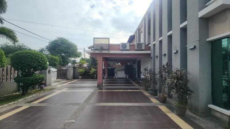 Bungalow House for Sale in Taman Gembira (Jalan Klang Lama (Old Klang Road)) - Ivan Lim - Exterior - PropertyGuru.com.my