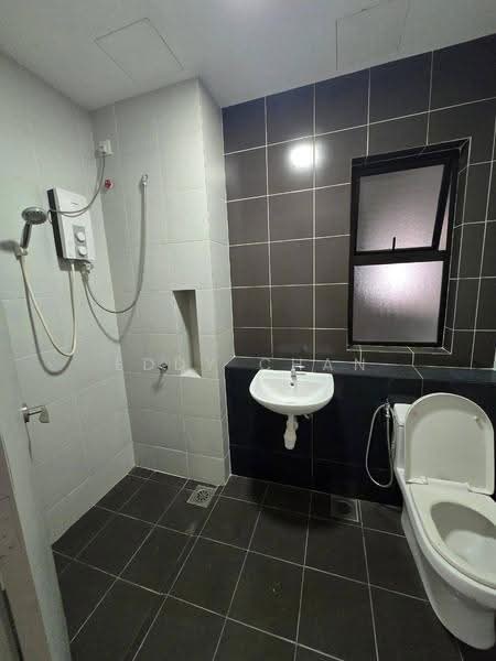 Pangsapuri untuk Dijual di Austin Regency (Pangsapuri Austin Perdana) - Eddy Chan - Bathroom - PropertyGuru.com.my