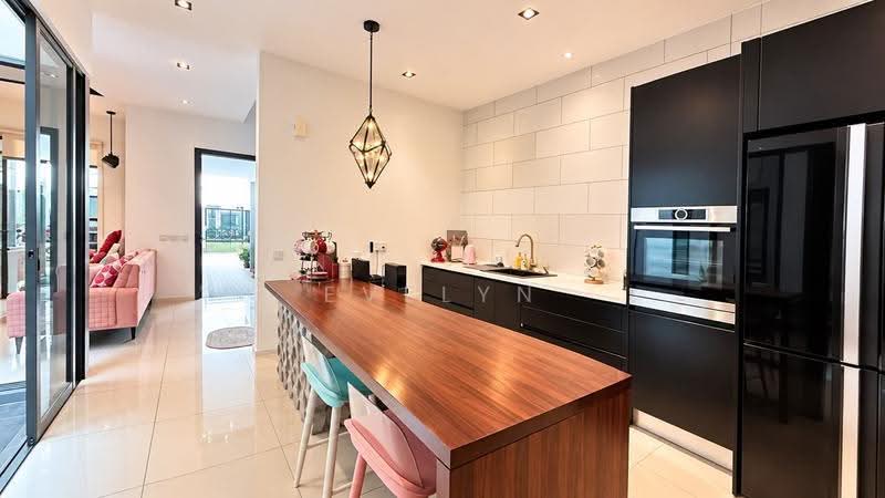 Rumah Teres 3-Tingkat untuk Dijual di Tamansari (Rawang) - Evelyn Khoo - Kitchen - PropertyGuru.com.my