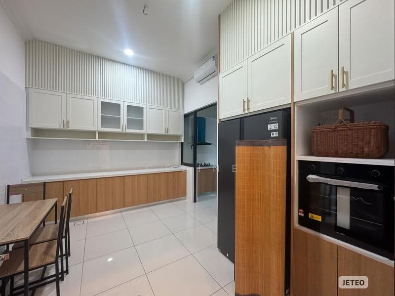 Rumah Berkembar untuk Disewa di Telok Panglima Garang (Selangor) - Celine Khoo - Kitchen - PropertyGuru.com.my