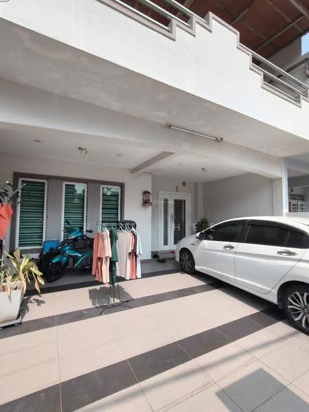 Rumah Teres 3-Tingkat untuk Disewa di Taman Suria (Johor Bahru) - Reny Hee - Exterior - PropertyGuru.com.my