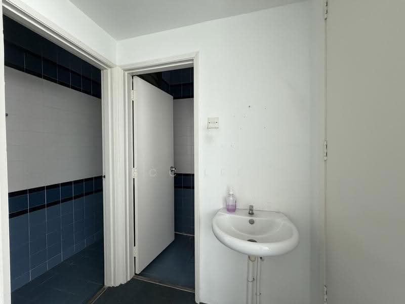 Shop / Office for Rent in Bay Avenue (Bayan Lepas) - CC Lee - PropertyGuru.com.my