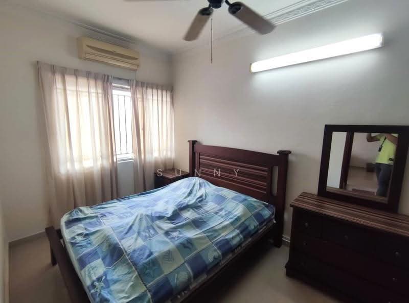 Rumah Teres 2-Tingkat untuk Dijual di SS2 (Petaling Jaya) - Sunny Chien - Bedroom - PropertyGuru.com.my