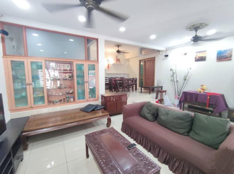 Rumah Teres 2-Tingkat untuk Dijual di SS2 (Petaling Jaya) - Sunny Chien - Living Room - PropertyGuru.com.my