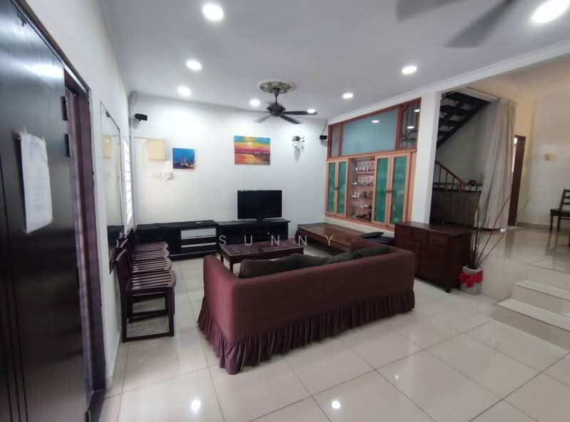 Rumah Teres 2-Tingkat untuk Dijual di SS2 (Petaling Jaya) - Sunny Chien - Living Room - PropertyGuru.com.my