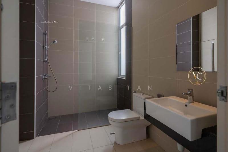 Rumah Berkembar untuk Dijual di Setia Eco Park (Setia Alam) - Vitas Tan - Bathroom - PropertyGuru.com.my