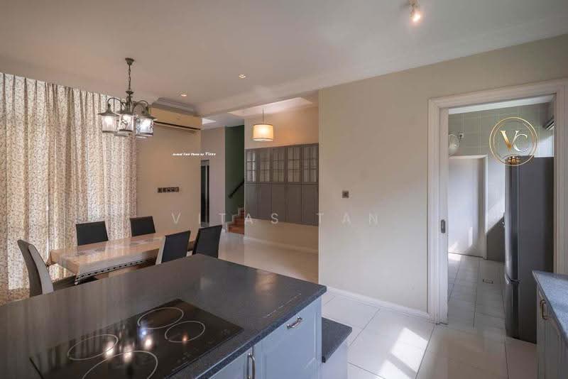 Rumah Berkembar untuk Dijual di Setia Eco Park (Setia Alam) - Vitas Tan - Dining Room - PropertyGuru.com.my