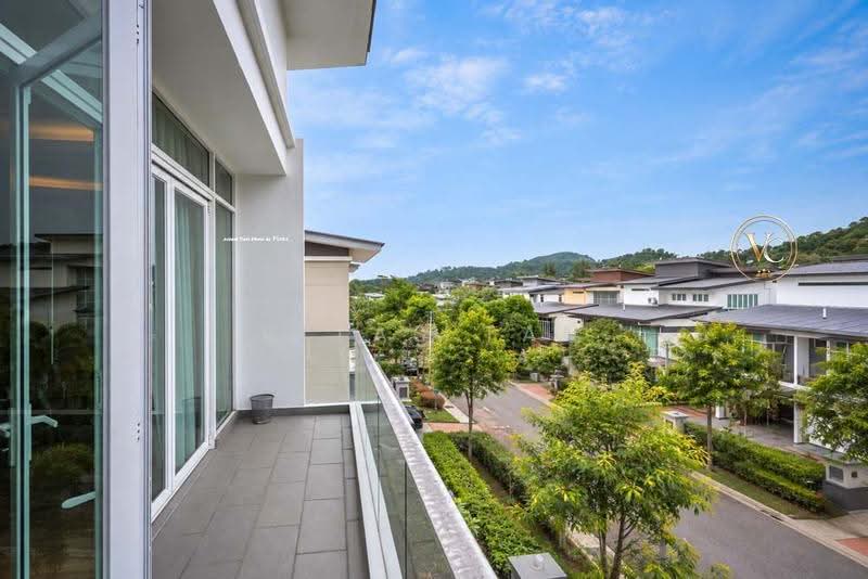 Rumah Berkembar untuk Dijual di Setia Eco Park (Setia Alam) - Vitas Tan - Balcony - PropertyGuru.com.my