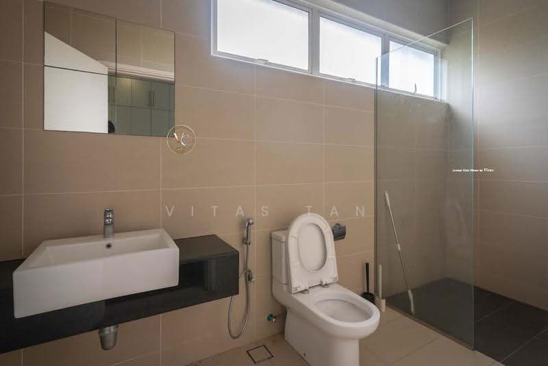 Rumah Berkembar untuk Dijual di Setia Eco Park (Setia Alam) - Vitas Tan - Bathroom - PropertyGuru.com.my