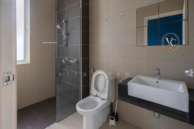 Rumah Berkembar untuk Dijual di Setia Eco Park (Setia Alam) - Vitas Tan - Bathroom - PropertyGuru.com.my