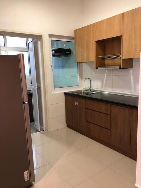 Kondominium untuk Disewa di The Holmes 2 - Gin Low - Kitchen - PropertyGuru.com.my