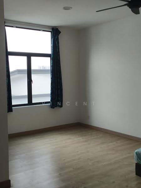 Semi-Detached House for Rent in Taman Puncak Saujana (Kajang) - Vincent Lee - Bedroom - PropertyGuru.com.my