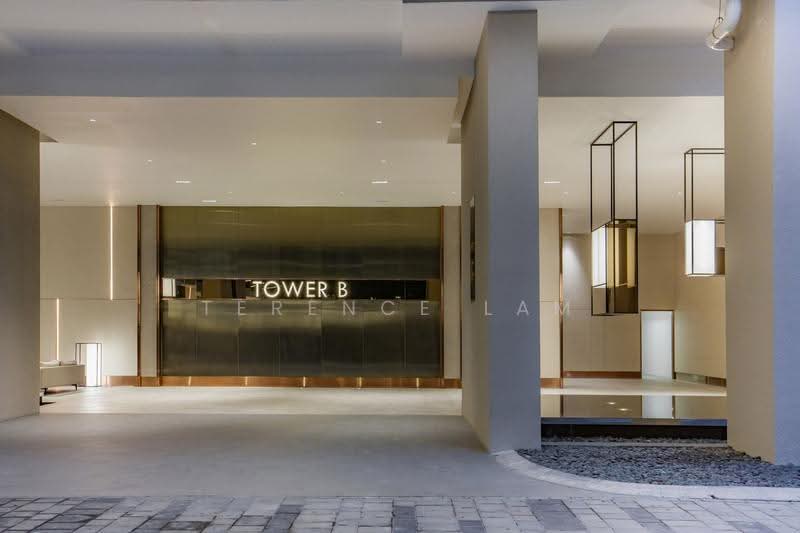 Kediaman Servis untuk Dijual di Duta Park Residences - Terence Lam - Entrance - PropertyGuru.com.my