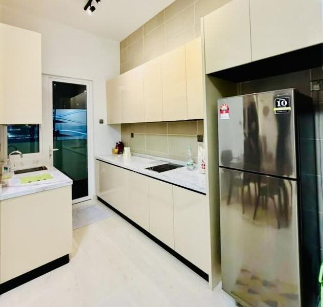 Kediaman Servis untuk Disewa di TriTower Residence @ Johor Bahru Sentral - Tammy Chin - Kitchen - PropertyGuru.com.my
