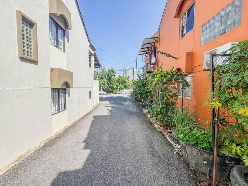Rumah Teres 2-Tingkat untuk Dijual di Subang Jaya (Selangor) - Mohd Aizat Saiful Bahri - Exterior - PropertyGuru.com.my