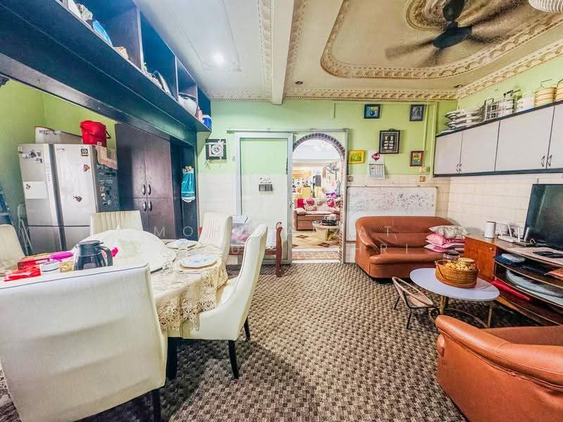 Rumah Teres 2-Tingkat untuk Dijual di Subang Jaya (Selangor) - Mohd Aizat Saiful Bahri - Living Room - PropertyGuru.com.my