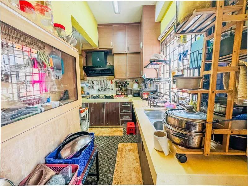 Rumah Teres 2-Tingkat untuk Dijual di Subang Jaya (Selangor) - Mohd Aizat Saiful Bahri - Kitchen - PropertyGuru.com.my