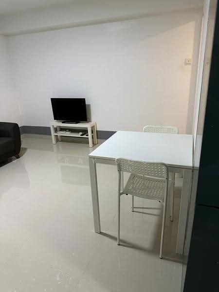Service Residence for Rent at Halo Sunday @ Empire City - Ray Soo - Living Room - PropertyGuru.com.my