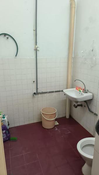 Rumah Teres 1-Tingkat untuk Dijual di Bandar Sri Damansara (Selangor) - Mr Jeff Low - Bathroom - PropertyGuru.com.my