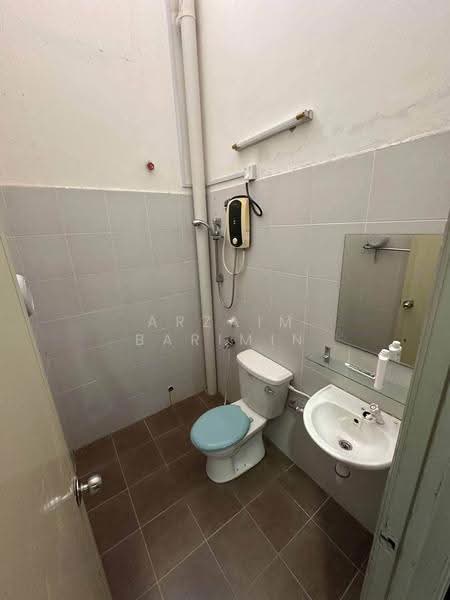Rumah Teres 1-Tingkat untuk Dijual di Bandar Penawar (Kota Tinggi) - Arzaim Barimin - Bathroom - PropertyGuru.com.my