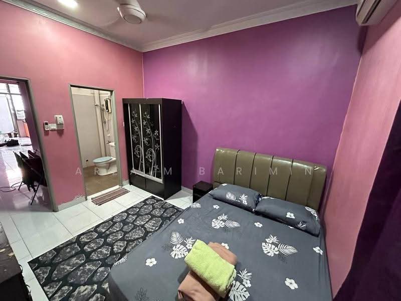 Rumah Teres 1-Tingkat untuk Dijual di Bandar Penawar (Kota Tinggi) - Arzaim Barimin - Bedroom - PropertyGuru.com.my