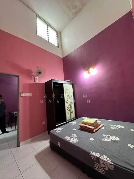 Rumah Teres 1-Tingkat untuk Dijual di Bandar Penawar (Kota Tinggi) - Arzaim Barimin - Bedroom - PropertyGuru.com.my