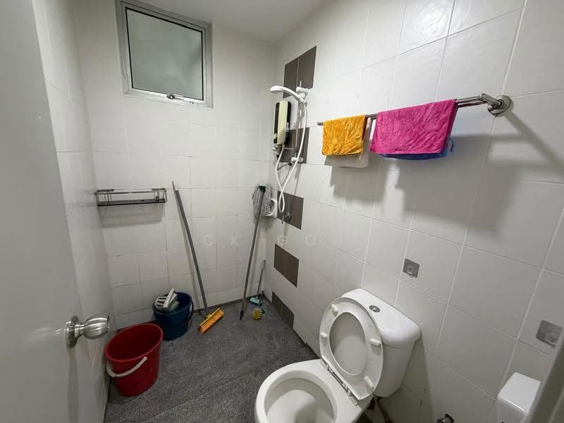 Condominium for Rent at The Golden Triangle Condominium - CK Goh - Bathroom - PropertyGuru.com.my