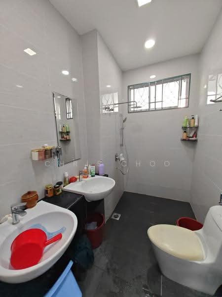 Rumah Teres 2-Tingkat untuk Dijual di Taman Kajang Perdana (Kajang) - Chris Choo - Bathroom - PropertyGuru.com.my