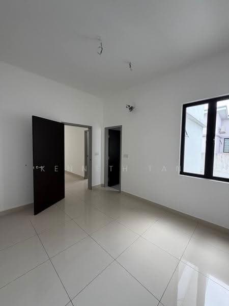 Semi-Detached House for Sale in Taman JP Perdana (Johor Bahru) - Kenneth Tan - Interior - PropertyGuru.com.my