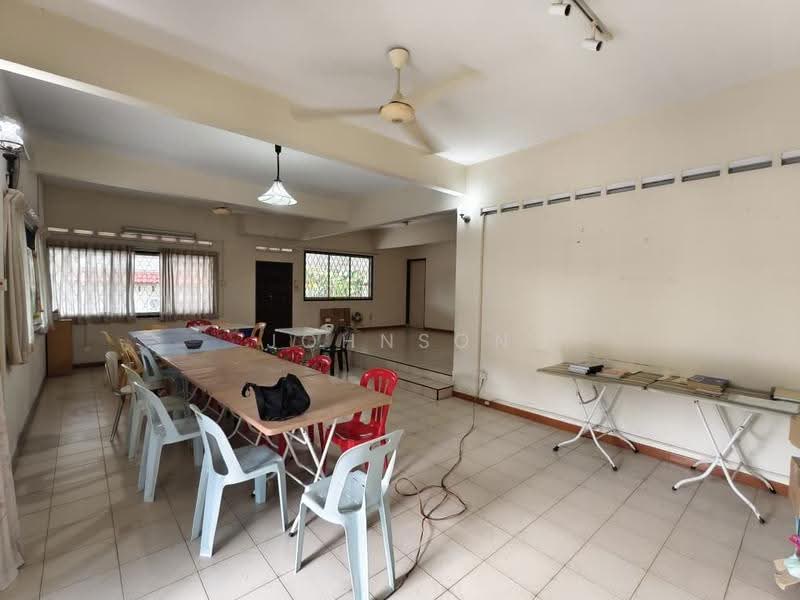 Semi-Detached House for Rent in Taman Stulang Laut (Johor Bahru) - Johnson Chong - Interior - PropertyGuru.com.my
