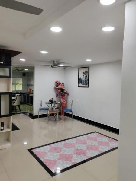 2-storey Terraced House for Sale in Taman Daya (Kepong) - Alex Yap - Living Room - PropertyGuru.com.my