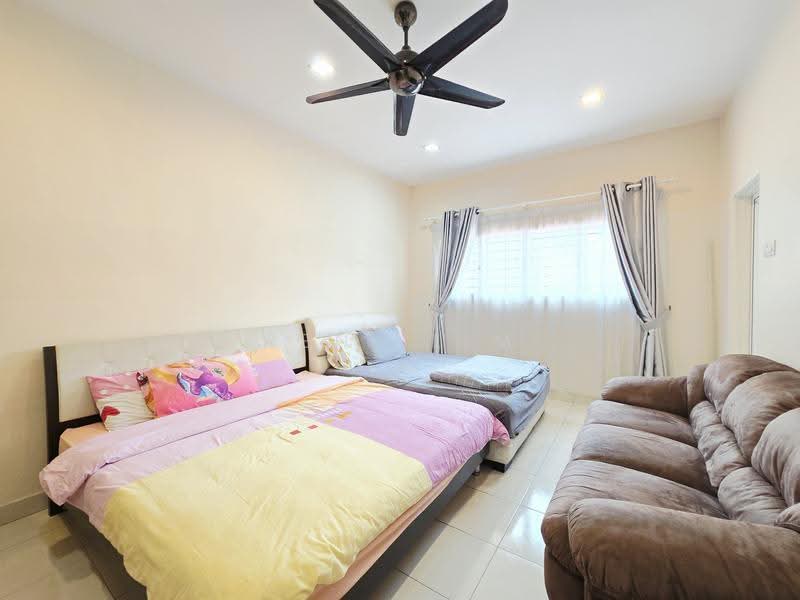 3-storey Terraced House for Sale in Taman Setapak (Setapak) - Reni Lim - Bedroom - PropertyGuru.com.my