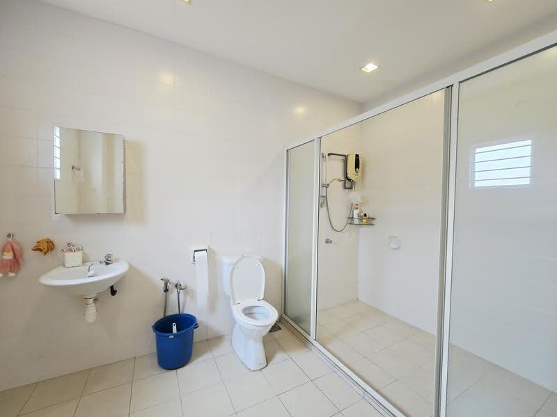 3-storey Terraced House for Sale in Taman Setapak (Setapak) - Reni Lim - Bathroom - PropertyGuru.com.my