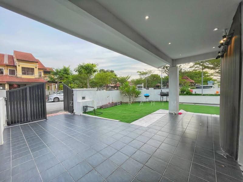 2-storey Terraced House for Sale in Bandar Nusaputra (Puchong) - Azli Ibrahim - Exterior - PropertyGuru.com.my