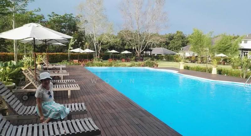 Residential Land for Sale in Bukit Katil (Melaka) - Woon . - Pool - PropertyGuru.com.my