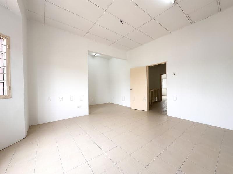 2-storey Terraced House for Rent in Klang (Selangor) - Ameer Mujahid - Interior - PropertyGuru.com.my