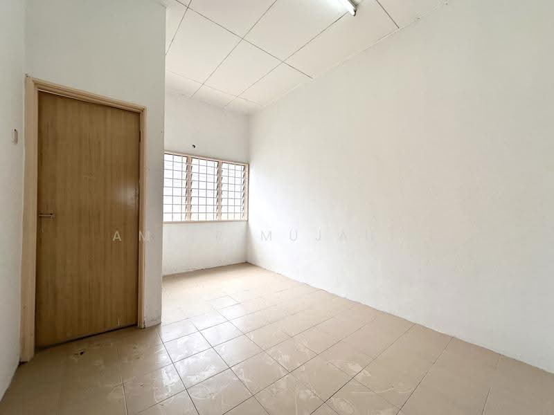 2-storey Terraced House for Rent in Klang (Selangor) - Ameer Mujahid - Interior - PropertyGuru.com.my