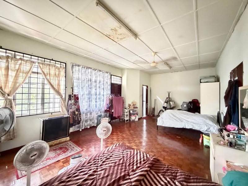 Semi-Detached House for Sale in Perling (Johor) - Arzaim Barimin - PropertyGuru.com.my
