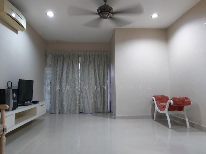 Rumah Berkembar untuk Dijual di Laman Residen Kipark Sri Utara (Batu Caves) - Jasemin Chia - Living Room - PropertyGuru.com.my