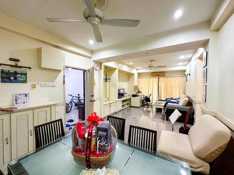 Condominium for Sale at Evergreen Park Acorn & Hazel - Farid Fahmi - Living Room - PropertyGuru.com.my