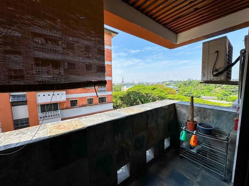Condominium for Sale at Evergreen Park Acorn & Hazel - Farid Fahmi - Balcony - PropertyGuru.com.my